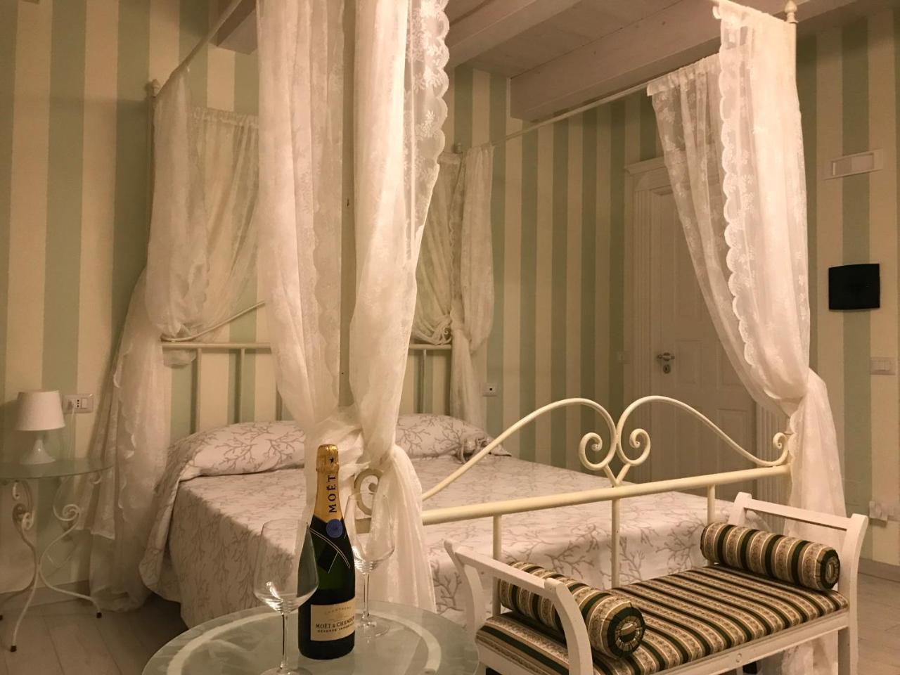 Ca' Del Conte - Maison De Charme Padula Extérieur photo